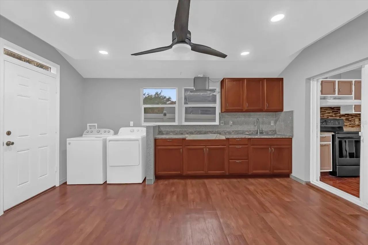 Laundry & Utility